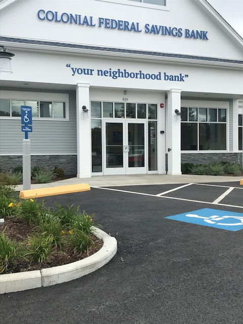 Front of Holbrook Branch Picture